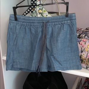 Jcrew point sur chambray shorts